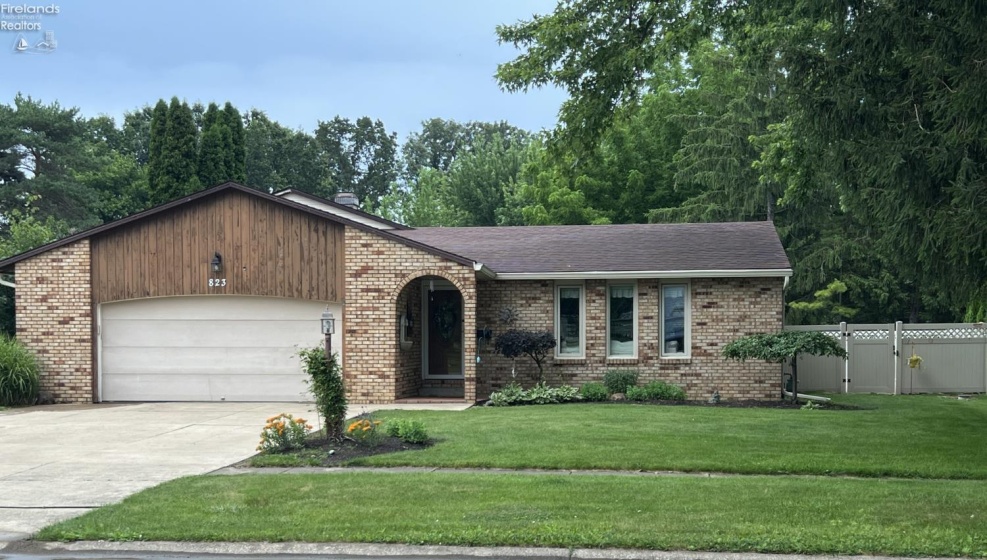 823 Gloucester Drive, Huron, 44839, 3 Bedrooms Bedrooms, ,2 BathroomsBathrooms,Residential,For Sale,Gloucester,20262448