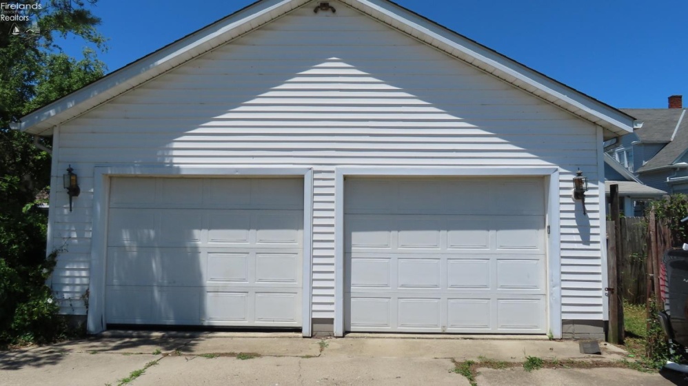 214 Boalt Street, Sandusky, 44870, 3 Bedrooms Bedrooms, ,1 BathroomBathrooms,Residential,For Sale,Boalt,20262528