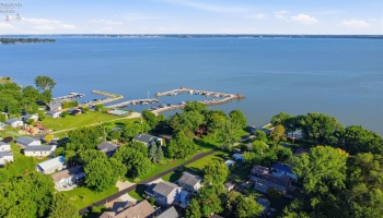 2549 Knob Hill Road, Marblehead, 43440, 4 Bedrooms Bedrooms, ,4 BathroomsBathrooms,Residential,For Sale,Knob Hill,20262513