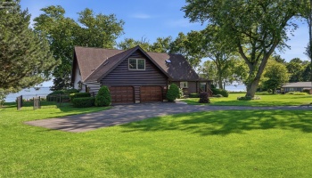 2549 Knob Hill Road, Marblehead, 43440, 4 Bedrooms Bedrooms, ,4 BathroomsBathrooms,Residential,For Sale,Knob Hill,20262513