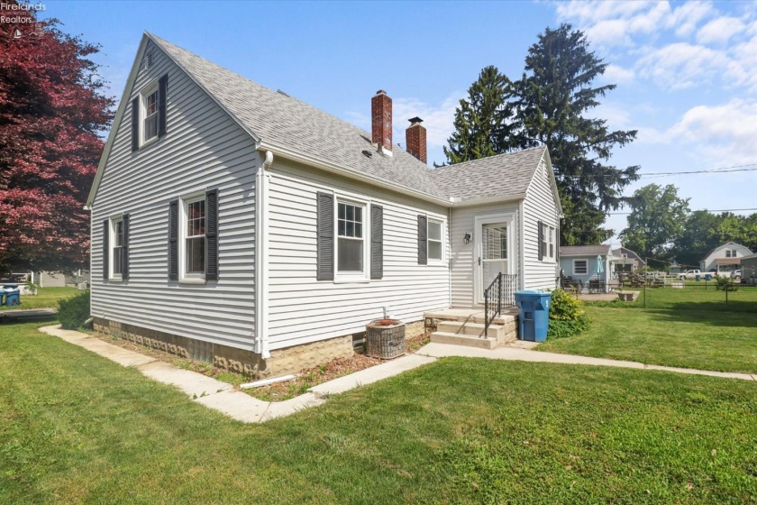 1219 Carbon Street, Fremont, 43420, 4 Bedrooms Bedrooms, ,1 BathroomBathrooms,Residential,For Sale,Carbon,20262476