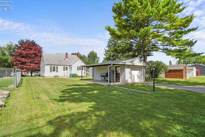 1219 Carbon Street, Fremont, 43420, 4 Bedrooms Bedrooms, ,1 BathroomBathrooms,Residential,For Sale,Carbon,20262476