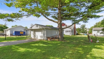 1219 Carbon Street, Fremont, 43420, 4 Bedrooms Bedrooms, ,1 BathroomBathrooms,Residential,For Sale,Carbon,20262476