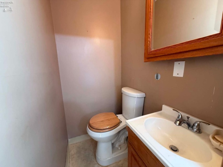 2524 Campbell Street, Sandusky, 44870, 2 Bedrooms Bedrooms, ,2 BathroomsBathrooms,Residential,For Sale,Campbell,20262482