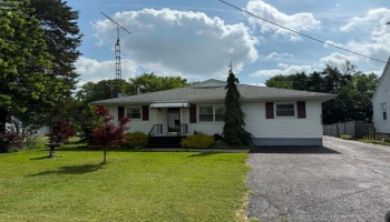 2524 Campbell Street, Sandusky, 44870, 2 Bedrooms Bedrooms, ,2 BathroomsBathrooms,Residential,For Sale,Campbell,20262482 2524 Campbell Street, Sandusky, 44870, 2 Bedrooms Bedrooms, ,2 BathroomsBathrooms,Residential,For Sale,Campbell,20262482