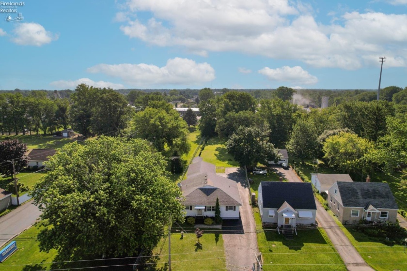 2524 Campbell Street, Sandusky, 44870, 2 Bedrooms Bedrooms, ,2 BathroomsBathrooms,Residential,For Sale,Campbell,20262482