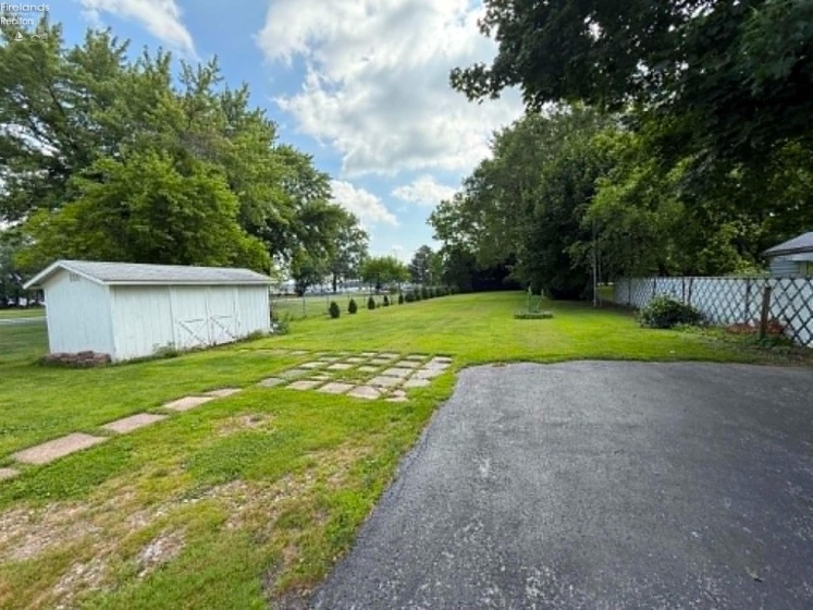 2524 Campbell Street, Sandusky, 44870, 2 Bedrooms Bedrooms, ,2 BathroomsBathrooms,Residential,For Sale,Campbell,20262482