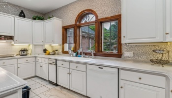 106 Sycamore Woods Lane, Tiffin, 44883, 6 Bedrooms Bedrooms, ,5 BathroomsBathrooms,Residential,For Sale,Sycamore Woods,20262534