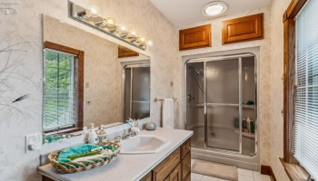 106 Sycamore Woods Lane, Tiffin, 44883, 6 Bedrooms Bedrooms, ,5 BathroomsBathrooms,Residential,For Sale,Sycamore Woods,20262534
