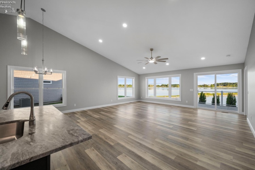 769 Harbor Road, Port Clinton, 43452, 3 Bedrooms Bedrooms, ,2 BathroomsBathrooms,Residential,For Sale,Harbor,20262533