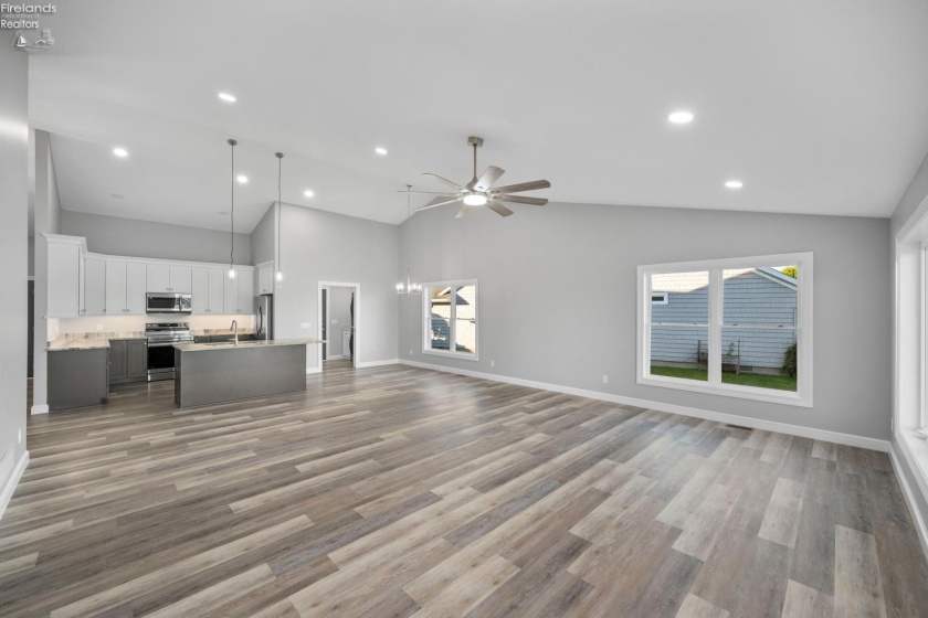 769 Harbor Road, Port Clinton, 43452, 3 Bedrooms Bedrooms, ,2 BathroomsBathrooms,Residential,For Sale,Harbor,20262533