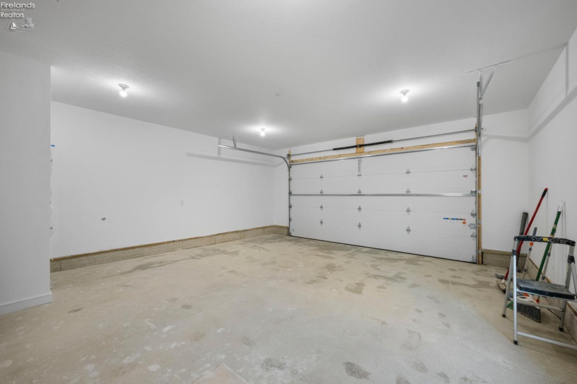 769 Harbor Road, Port Clinton, 43452, 3 Bedrooms Bedrooms, ,2 BathroomsBathrooms,Residential,For Sale,Harbor,20262533