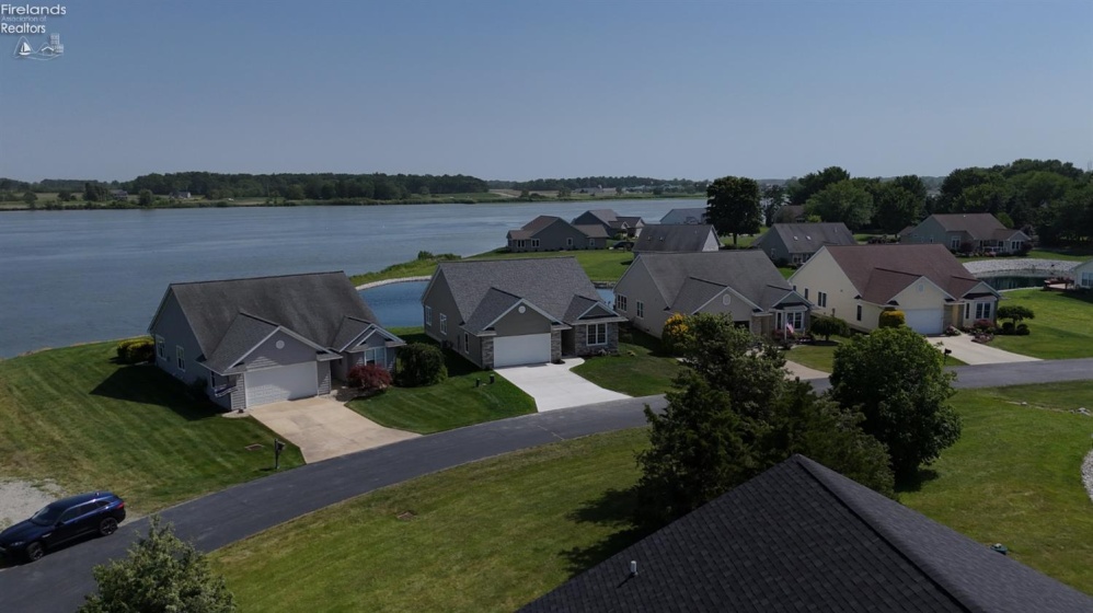 769 Harbor Road, Port Clinton, 43452, 3 Bedrooms Bedrooms, ,2 BathroomsBathrooms,Residential,For Sale,Harbor,20262533