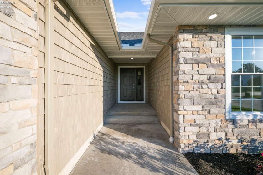 769 Harbor Road, Port Clinton, 43452, 3 Bedrooms Bedrooms, ,2 BathroomsBathrooms,Residential,For Sale,Harbor,20262533