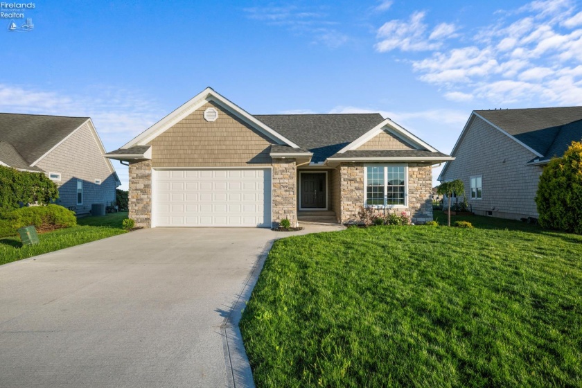 769 Harbor Road, Port Clinton, 43452, 3 Bedrooms Bedrooms, ,2 BathroomsBathrooms,Residential,For Sale,Harbor,20262533