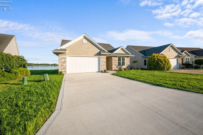 769 Harbor Road, Port Clinton, 43452, 3 Bedrooms Bedrooms, ,2 BathroomsBathrooms,Residential,For Sale,Harbor,20262533