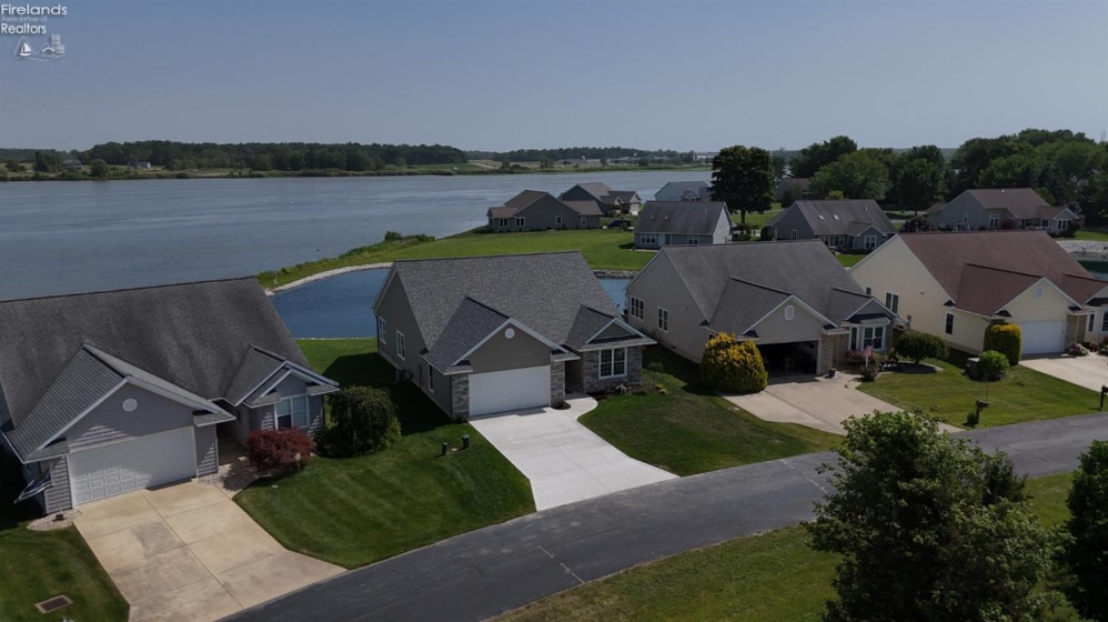 769 Harbor Road, Port Clinton, 43452, 3 Bedrooms Bedrooms, ,2 BathroomsBathrooms,Residential,For Sale,Harbor,20262533