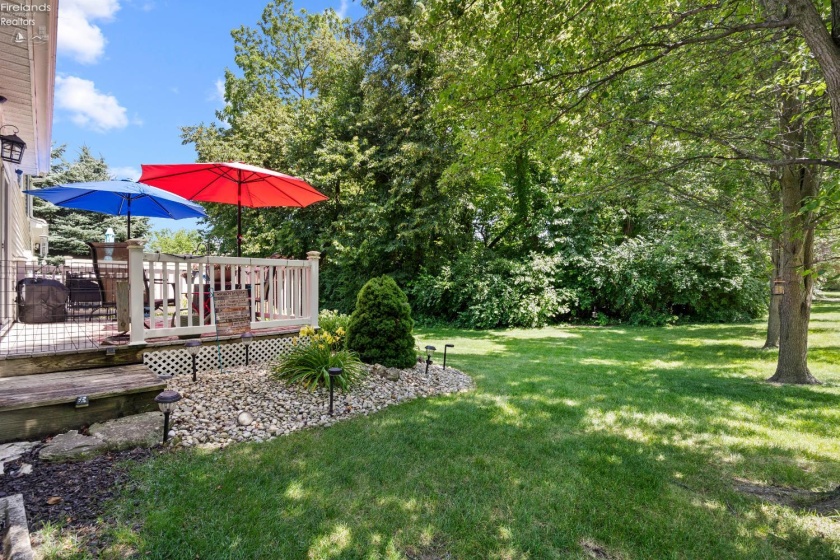 400 Lighthouse Oval, Marblehead, 43440, 2 Bedrooms Bedrooms, ,2 BathroomsBathrooms,Residential,For Sale,Lighthouse Oval,20262518