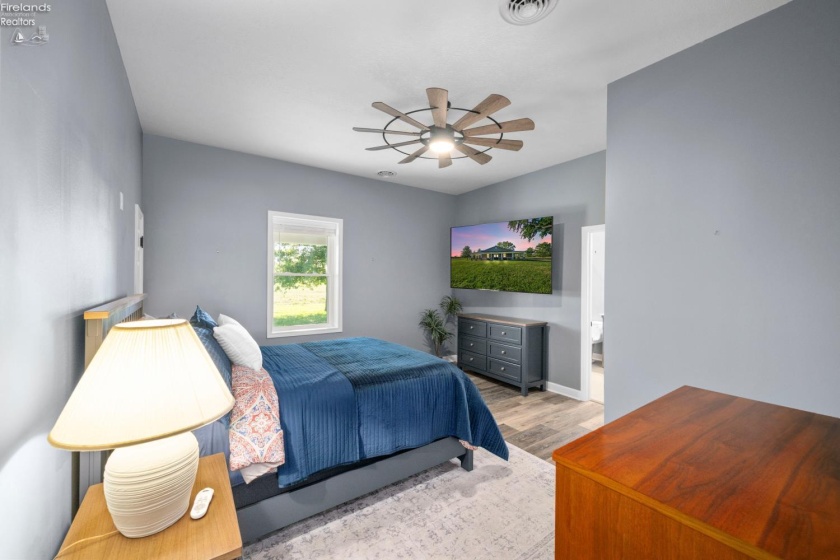 5111 Port Clinton Eastern, Port Clinton, 43452, 3 Bedrooms Bedrooms, ,3 BathroomsBathrooms,Residential,For Sale,Port Clinton Eastern,20262546