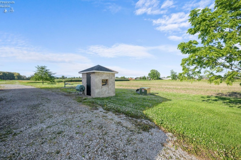 5111 Port Clinton Eastern, Port Clinton, 43452, 3 Bedrooms Bedrooms, ,3 BathroomsBathrooms,Residential,For Sale,Port Clinton Eastern,20262546