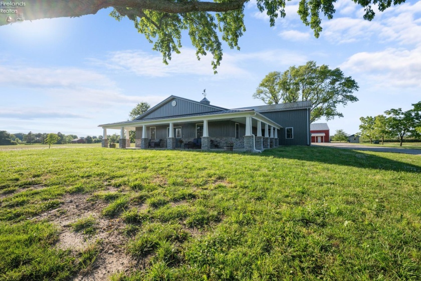 5111 Port Clinton Eastern, Port Clinton, 43452, 3 Bedrooms Bedrooms, ,3 BathroomsBathrooms,Residential,For Sale,Port Clinton Eastern,20262546