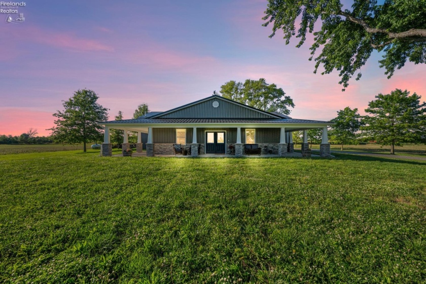 5111 Port Clinton Eastern, Port Clinton, 43452, 3 Bedrooms Bedrooms, ,3 BathroomsBathrooms,Residential,For Sale,Port Clinton Eastern,20262546