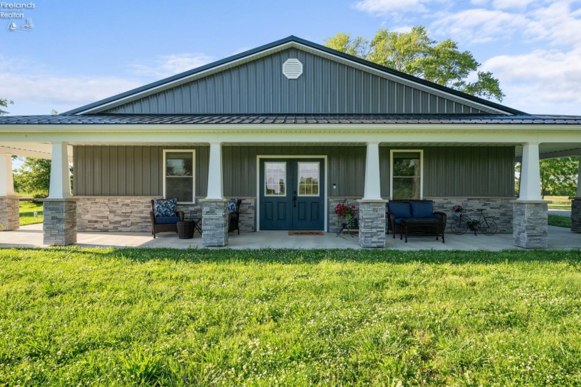 5111 Port Clinton Eastern, Port Clinton, 43452, 3 Bedrooms Bedrooms, ,3 BathroomsBathrooms,Residential,For Sale,Port Clinton Eastern,20262546