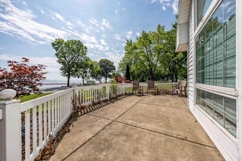 4119 Mooresdock Road, Port Clinton, 43452, 4 Bedrooms Bedrooms, ,4 BathroomsBathrooms,Residential,For Sale,Mooresdock,20262458