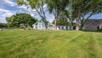 4119 Mooresdock Road, Port Clinton, 43452, 4 Bedrooms Bedrooms, ,4 BathroomsBathrooms,Residential,For Sale,Mooresdock,20262458
