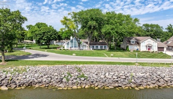 4119 Mooresdock Road, Port Clinton, 43452, 4 Bedrooms Bedrooms, ,4 BathroomsBathrooms,Residential,For Sale,Mooresdock,20262458