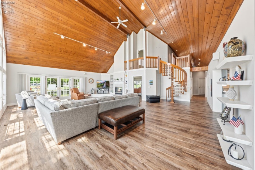 4119 Mooresdock Road, Port Clinton, 43452, 4 Bedrooms Bedrooms, ,4 BathroomsBathrooms,Residential,For Sale,Mooresdock,20262458