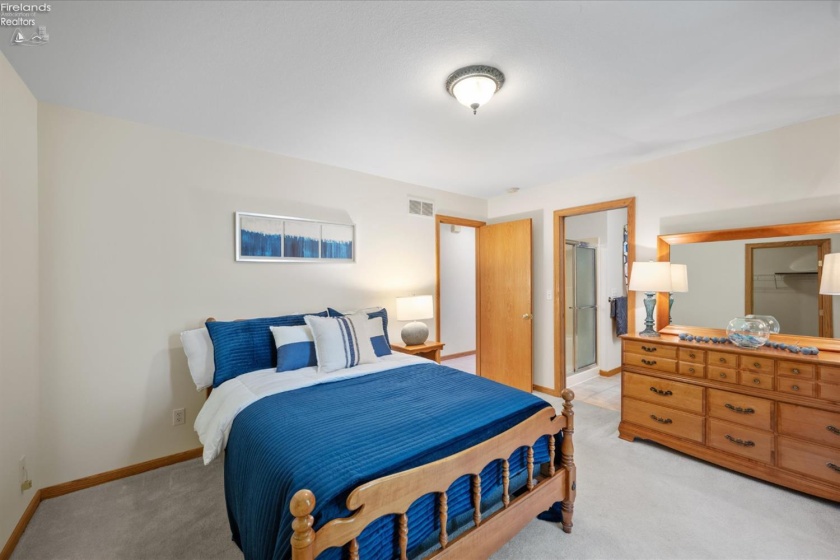 1551 Anchor Avenue, Port Clinton, 43452, 3 Bedrooms Bedrooms, ,3 BathroomsBathrooms,Residential,For Sale,Anchor,20262551