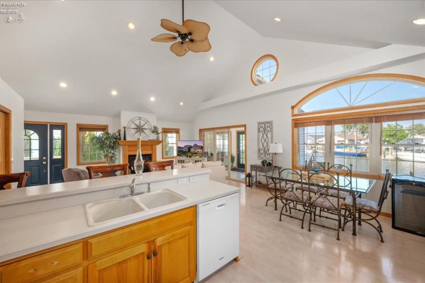 1551 Anchor Avenue, Port Clinton, 43452, 3 Bedrooms Bedrooms, ,3 BathroomsBathrooms,Residential,For Sale,Anchor,20262551