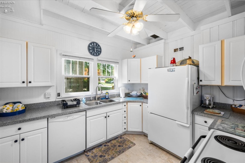 528 4th Street, Lakeside, 43440, 4 Bedrooms Bedrooms, ,2 BathroomsBathrooms,Residential,For Sale,4th,20262553