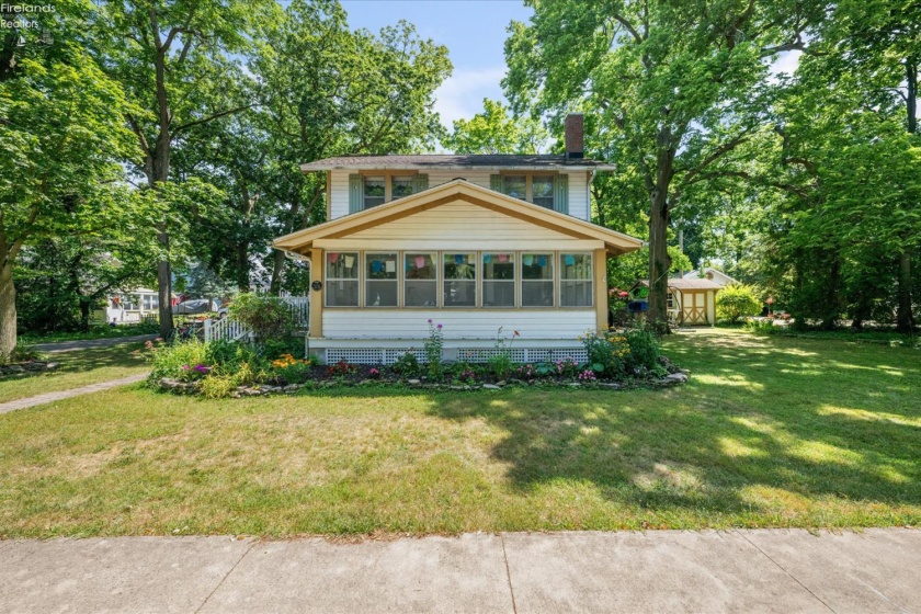 528 4th Street, Lakeside, 43440, 4 Bedrooms Bedrooms, ,2 BathroomsBathrooms,Residential,For Sale,4th,20262553