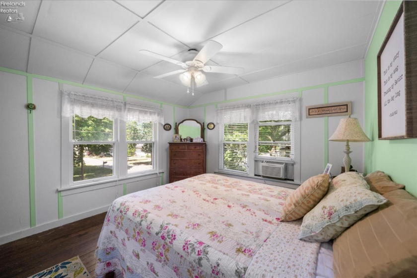 528 4th Street, Lakeside, 43440, 4 Bedrooms Bedrooms, ,2 BathroomsBathrooms,Residential,For Sale,4th,20262553