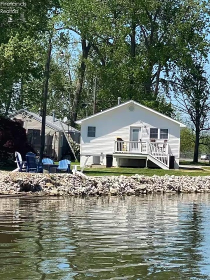 2304 River Avenue, Sandusky, 44870, ,Commercial,For Sale,River,20262560