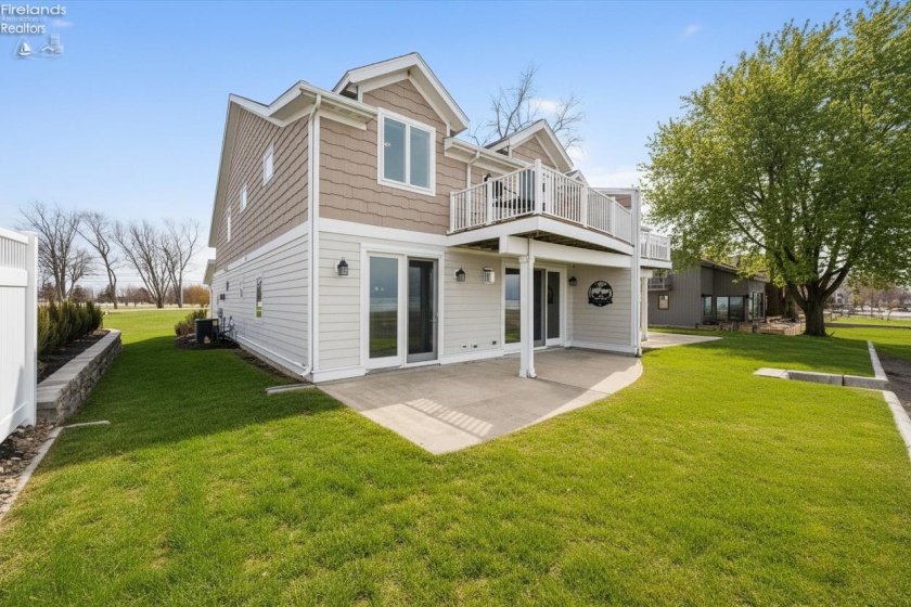 2511 Sand Road, Port Clinton, 43452, 4 Bedrooms Bedrooms, ,4 BathroomsBathrooms,Residential,For Sale,Sand,20262555