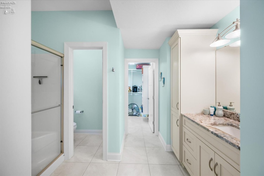 2513 Sand Road, Port Clinton, 43452, 3 Bedrooms Bedrooms, ,4 BathroomsBathrooms,Residential,For Sale,Sand,20262556