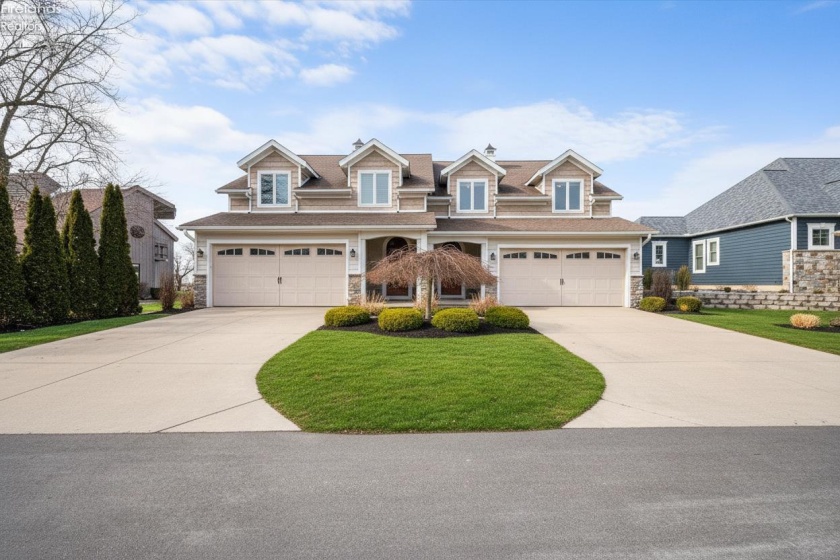 2513 Sand Road, Port Clinton, 43452, 3 Bedrooms Bedrooms, ,4 BathroomsBathrooms,Residential,For Sale,Sand,20262556