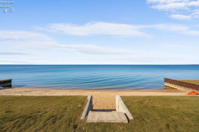 2513 Sand Road, Port Clinton, 43452, 3 Bedrooms Bedrooms, ,4 BathroomsBathrooms,Residential,For Sale,Sand,20262556