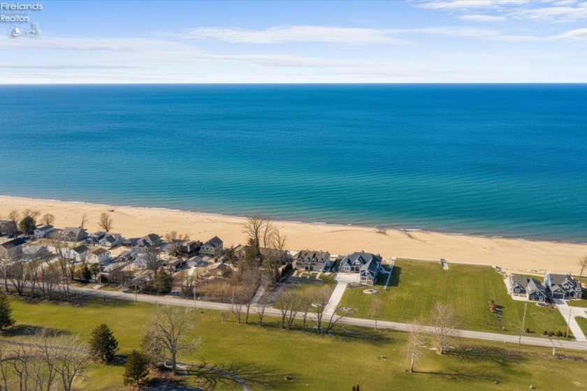 2513 Sand Road, Port Clinton, 43452, 3 Bedrooms Bedrooms, ,4 BathroomsBathrooms,Residential,For Sale,Sand,20262556