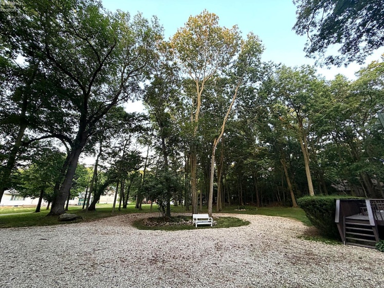 280 Meechen, Put-In-Bay, 43456, 3 Bedrooms Bedrooms, ,2 BathroomsBathrooms,Residential,For Sale,Meechen,20262520
