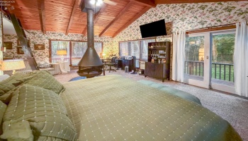 280 Meechen, Put-In-Bay, 43456, 3 Bedrooms Bedrooms, ,2 BathroomsBathrooms,Residential,For Sale,Meechen,20262520