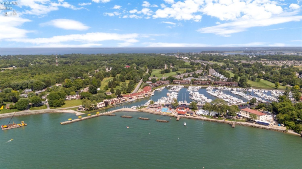 4218 Moores Dock Rd, Port Clinton, 43452, 3 Bedrooms Bedrooms, ,4 BathroomsBathrooms,Residential,For Sale,Moores Dock Rd,20262550