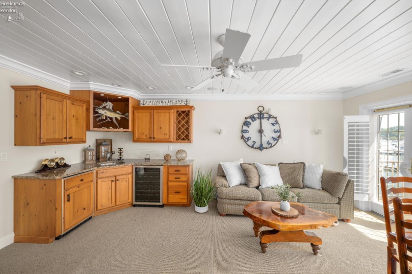 4218 Moores Dock Rd, Port Clinton, 43452, 3 Bedrooms Bedrooms, ,4 BathroomsBathrooms,Residential,For Sale,Moores Dock Rd,20262550