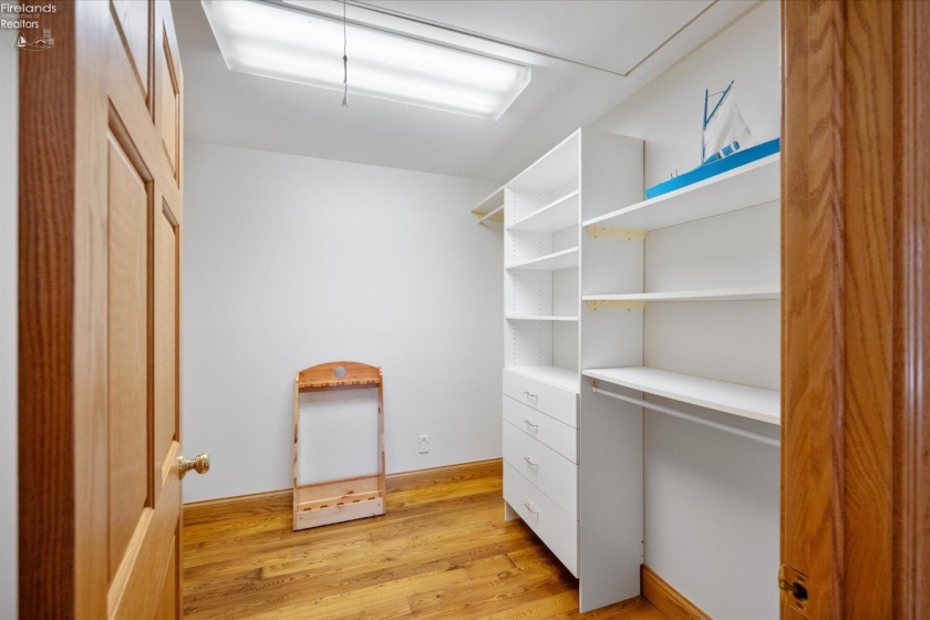 4218 Moores Dock Rd, Port Clinton, 43452, 3 Bedrooms Bedrooms, ,4 BathroomsBathrooms,Residential,For Sale,Moores Dock Rd,20262550