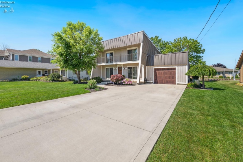 2914 Perch, Port Clinton, 43452, 3 Bedrooms Bedrooms, ,3 BathroomsBathrooms,Residential,For Sale,Perch,20262563