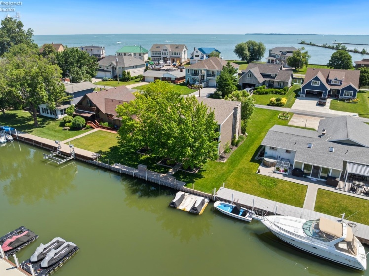 2914 Perch, Port Clinton, 43452, 3 Bedrooms Bedrooms, ,3 BathroomsBathrooms,Residential,For Sale,Perch,20262563