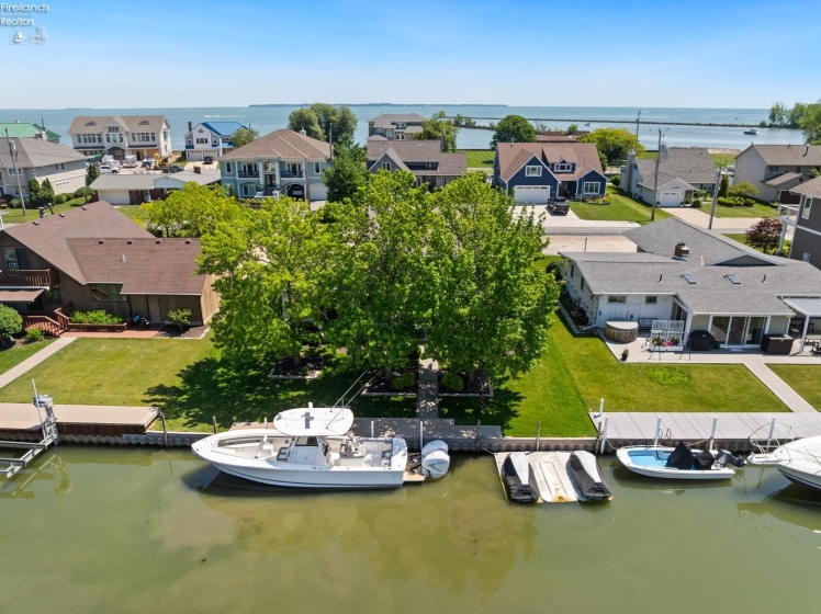 2914 Perch, Port Clinton, 43452, 3 Bedrooms Bedrooms, ,3 BathroomsBathrooms,Residential,For Sale,Perch,20262563